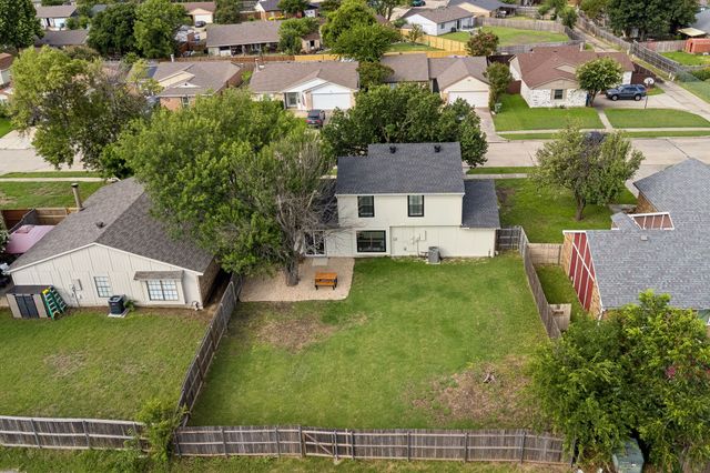 5633 Powers Street, The Colony, TX 75056