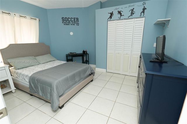 3460 NW 21st St, Coconut Creek, FL 33066