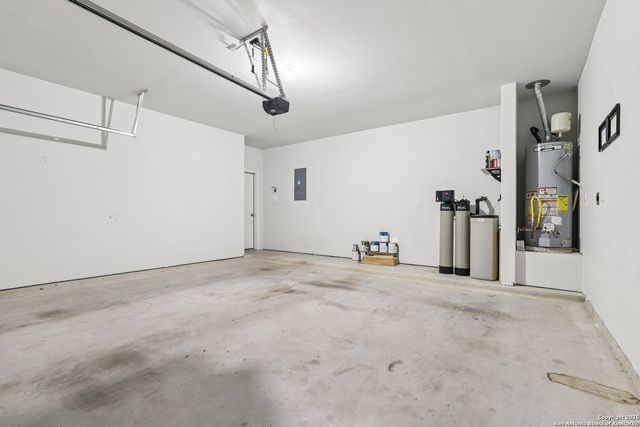 12331 Twister Ln, San Antonio, TX 78254