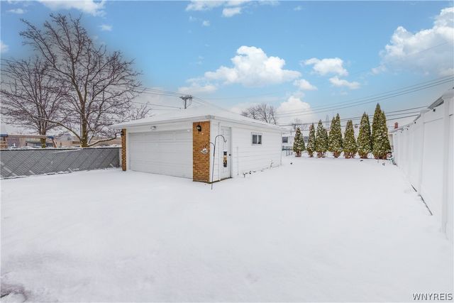 299 Newell Avenue, Tonawanda, NY 14150