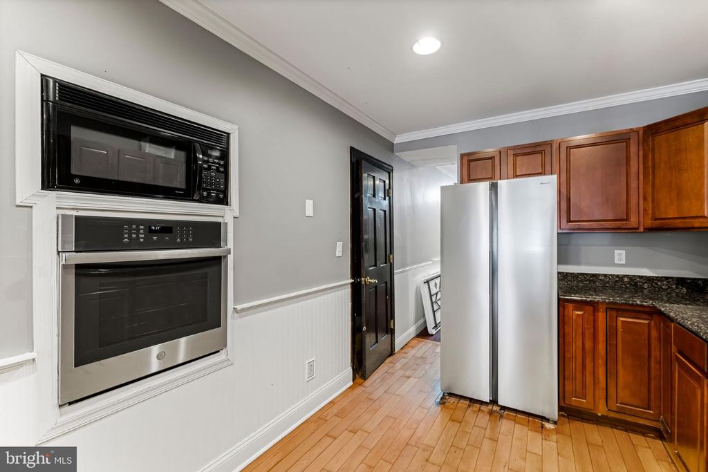 Image 16 of property listing at 1314 LIGHT ST, Baltimore, MD 21230