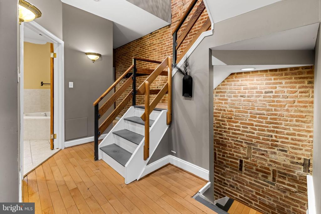 Image 20 of property listing at 1314 LIGHT ST, Baltimore, MD 21230