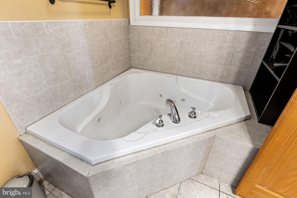 Image 24 of property listing at 1314 LIGHT ST, Baltimore, MD 21230