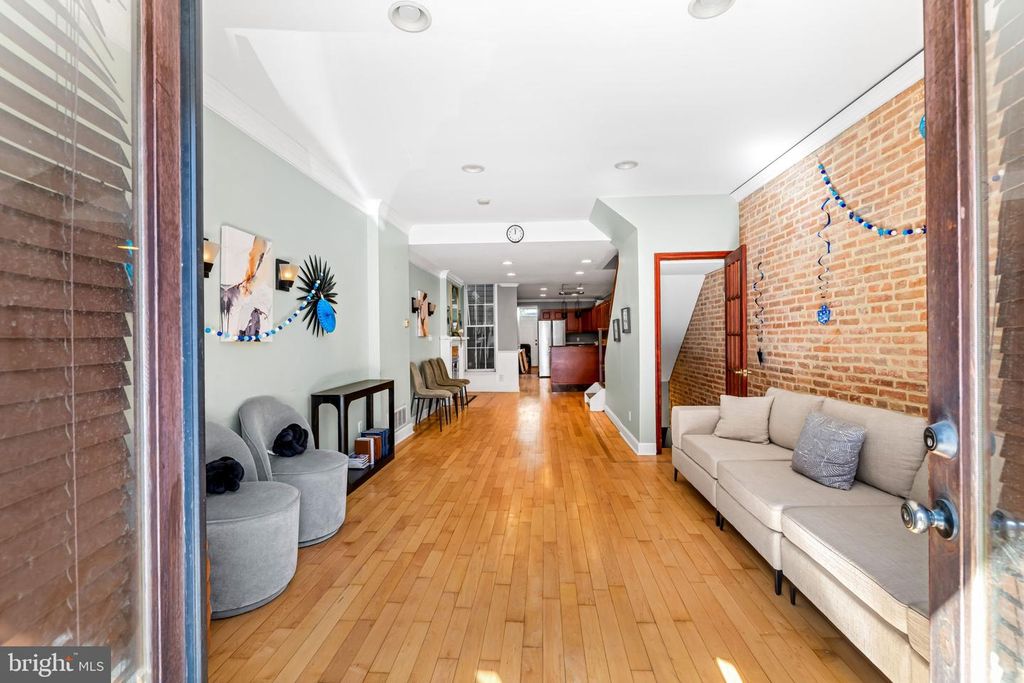Image 5 of property listing at 1314 LIGHT ST, Baltimore, MD 21230