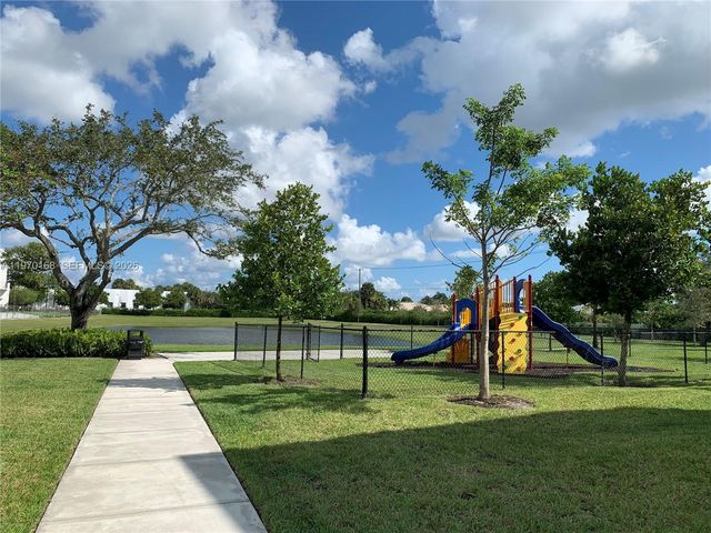 4384 NW 8th Ct 4384, Plantation, FL 33317