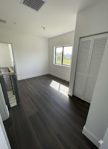 4384 NW 8th Ct 4384, Plantation, FL 33317