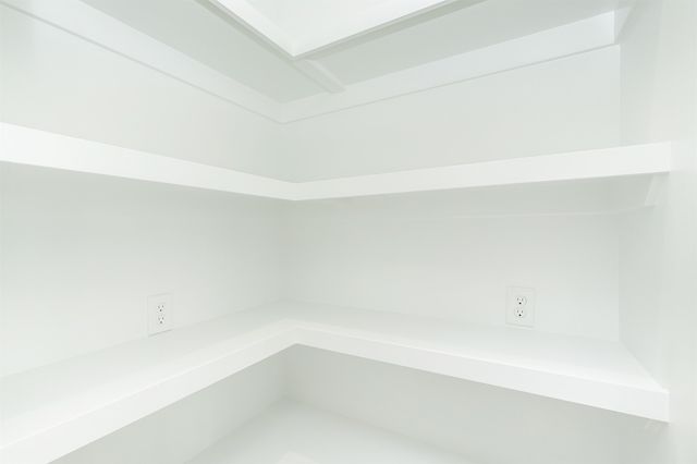 16412 N Valley Drive, Urbandale, IA 50111