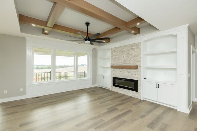 16412 N Valley Drive, Urbandale, IA 50111