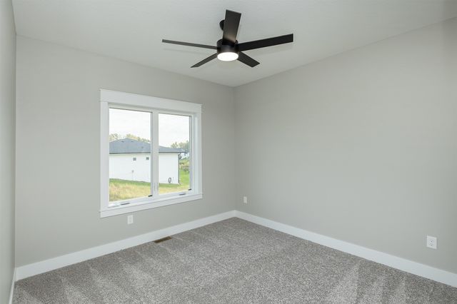 16412 N Valley Drive, Urbandale, IA 50111