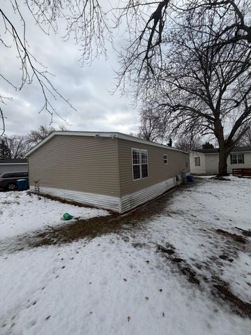 4613 Lisa Court, Arden Hills, MN 55112
