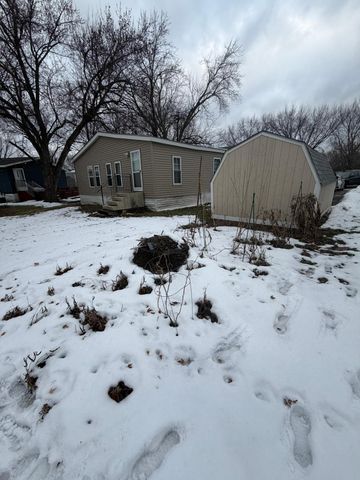 4613 Lisa Court, Arden Hills, MN 55112