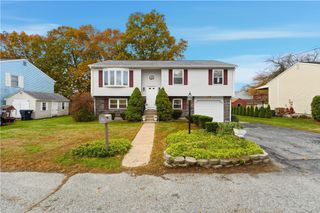 49 Branch Avenue, Cumberland, RI 02864