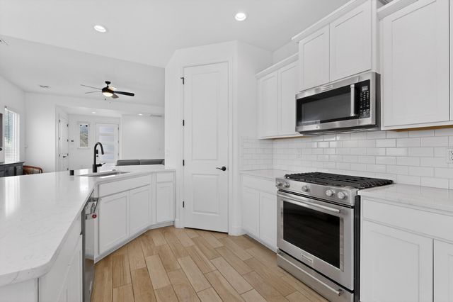 819 Horned Owl Drive NE, Albuquerque, NM 87122