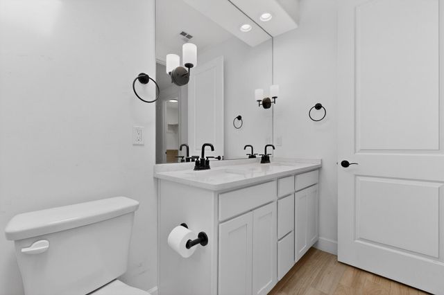 819 Horned Owl Drive NE, Albuquerque, NM 87122