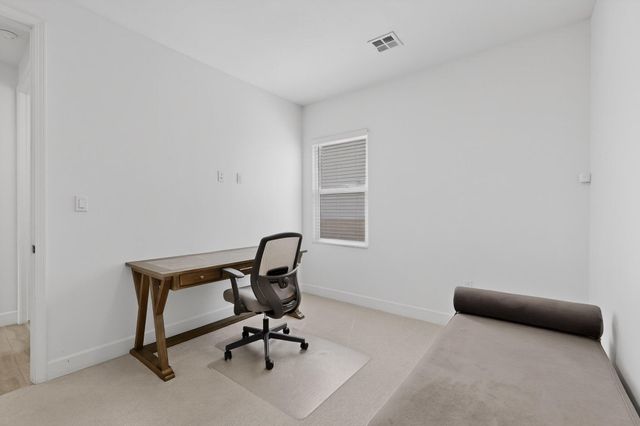 819 Horned Owl Drive NE, Albuquerque, NM 87122