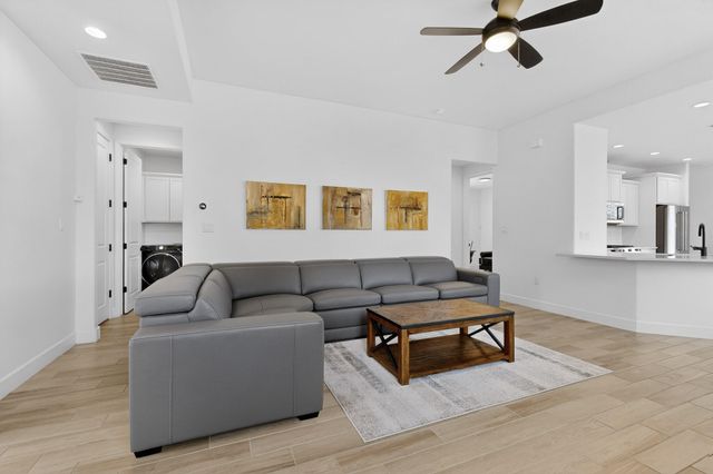 819 Horned Owl Drive NE, Albuquerque, NM 87122