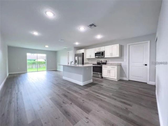 57 PINE CIRCLE, Ocala, FL 34472