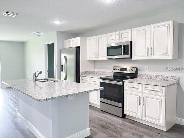 57 PINE CIRCLE, Ocala, FL 34472