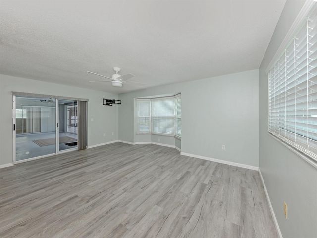 1053 DERIAN PLACE, Nokomis, FL 34275