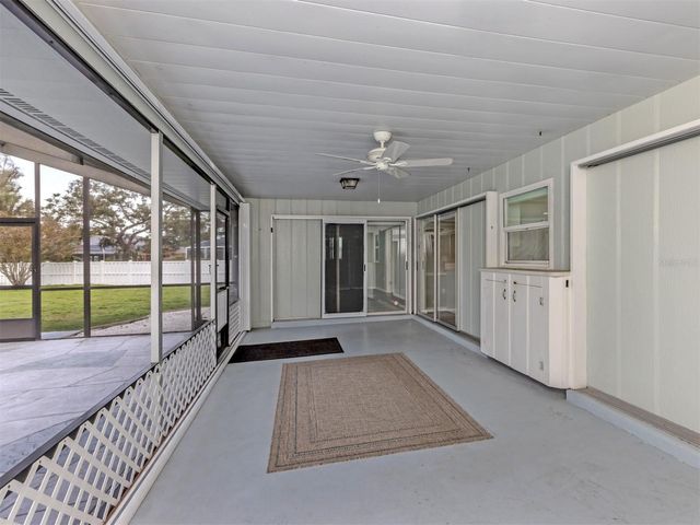 1053 DERIAN PLACE, Nokomis, FL 34275