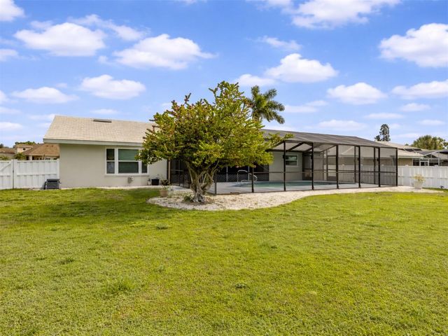 1053 DERIAN PLACE, Nokomis, FL 34275