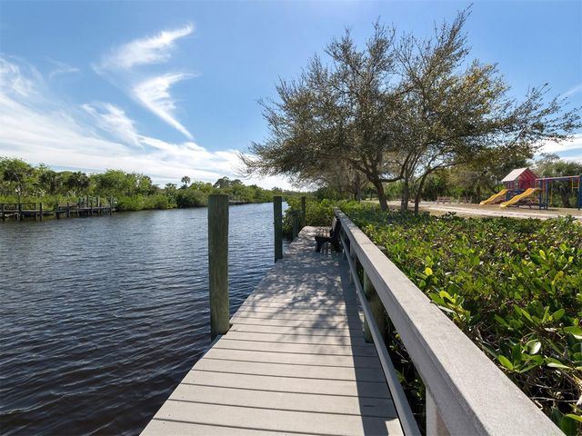 1053 DERIAN PLACE, Nokomis, FL 34275
