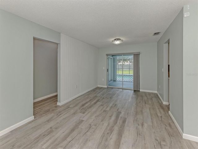 1053 DERIAN PLACE, Nokomis, FL 34275