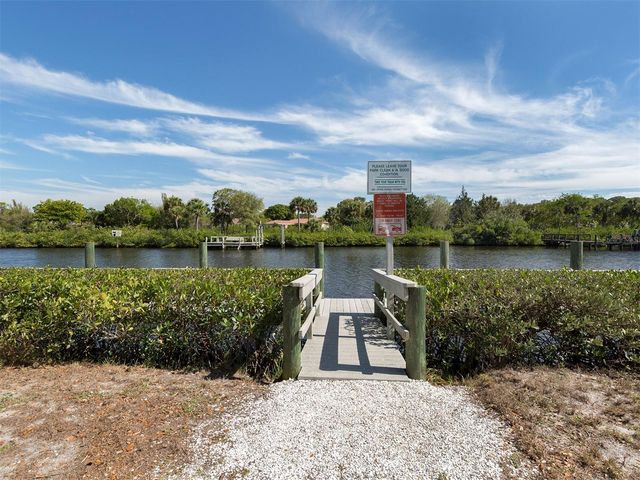 1053 DERIAN PLACE, Nokomis, FL 34275