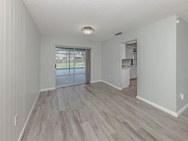 1053 DERIAN PLACE, Nokomis, FL 34275