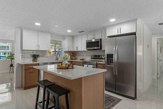 3372 MINNOW CREEK DRIVE, Hernando Beach, FL 34607