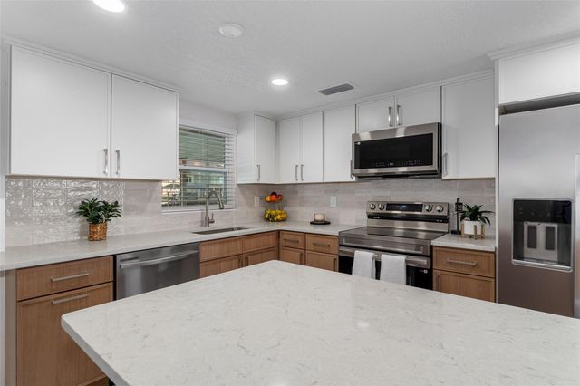 3372 MINNOW CREEK DRIVE, Hernando Beach, FL 34607