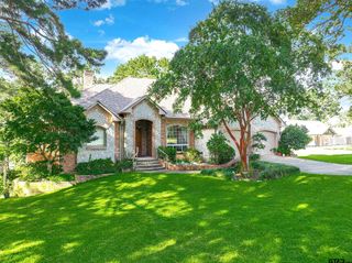 22091 Blue Water Rd, Chandler, TX 75758