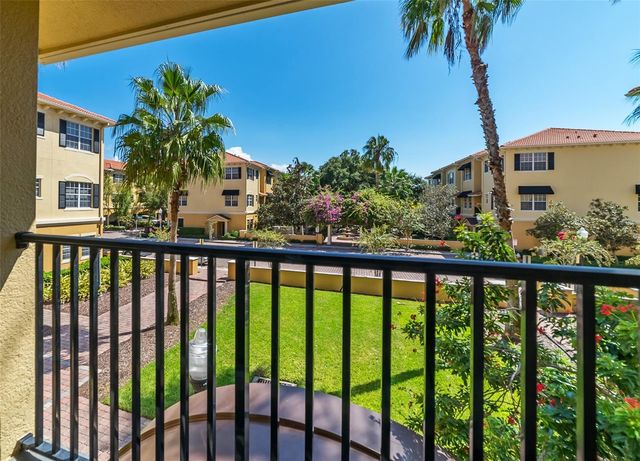 528 JASMINE WAY 528, Clearwater, FL 33756