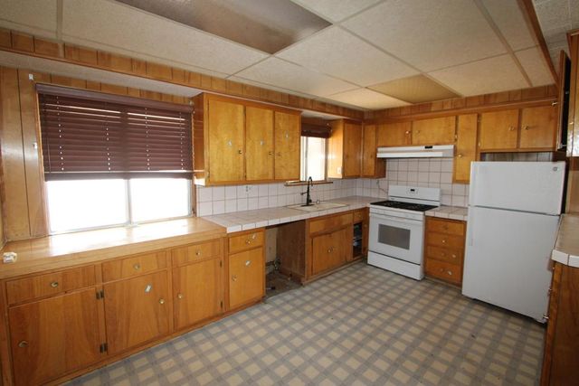 346 Victoria Lane, Sugarloaf, CA 92386