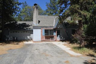 346 Victoria Lane, Sugarloaf, CA 92386