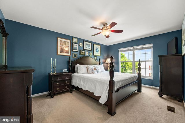 207 RED ROCK CIR, Royersford, PA 19468