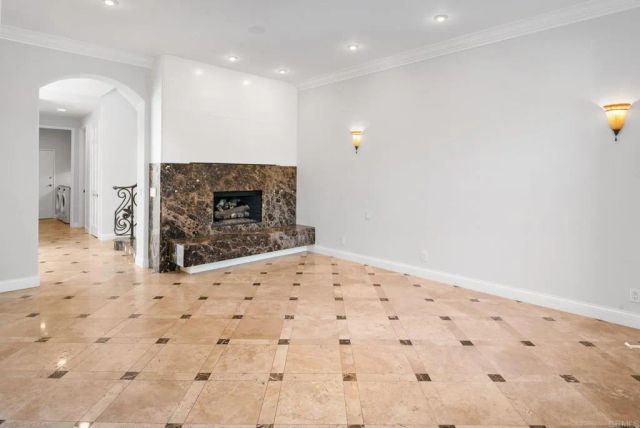 9703 Keeneland Row, La Jolla, CA 92037