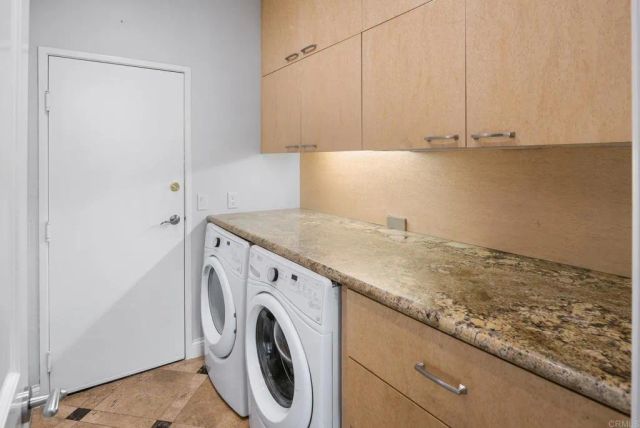 9703 Keeneland Row, La Jolla, CA 92037