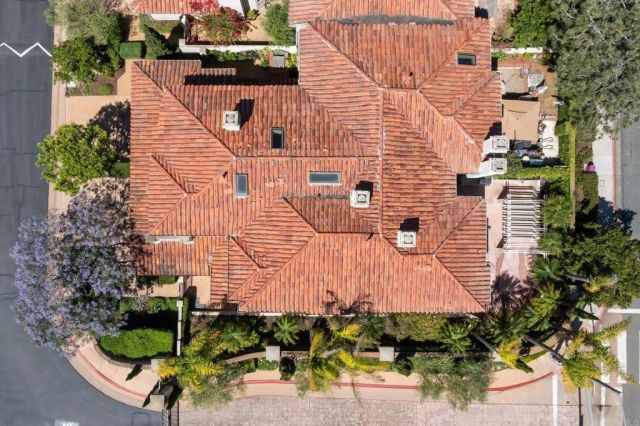 9703 Keeneland Row, La Jolla, CA 92037