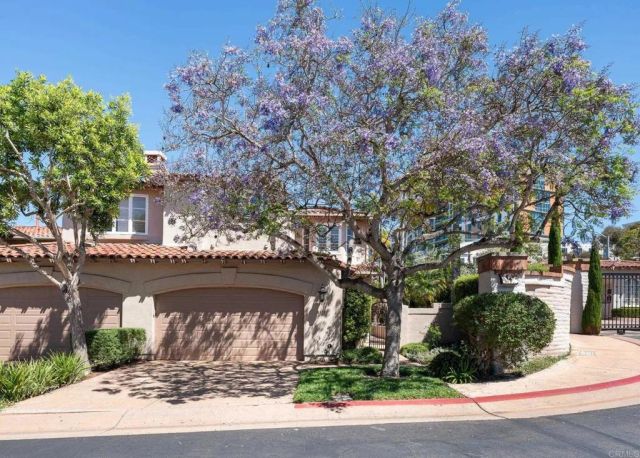 9703 Keeneland Row, La Jolla, CA 92037