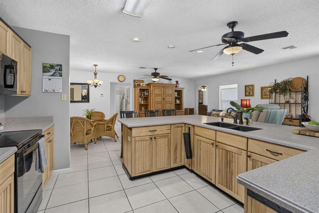 12224 GINGERWOOD Lane, Wellington, FL 33414