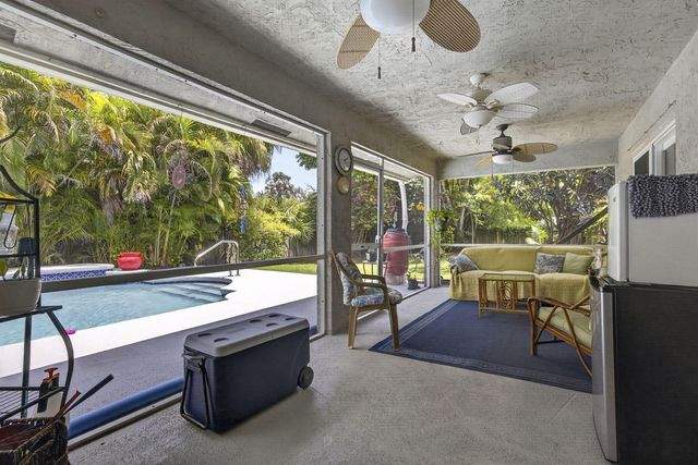 12224 GINGERWOOD Lane, Wellington, FL 33414