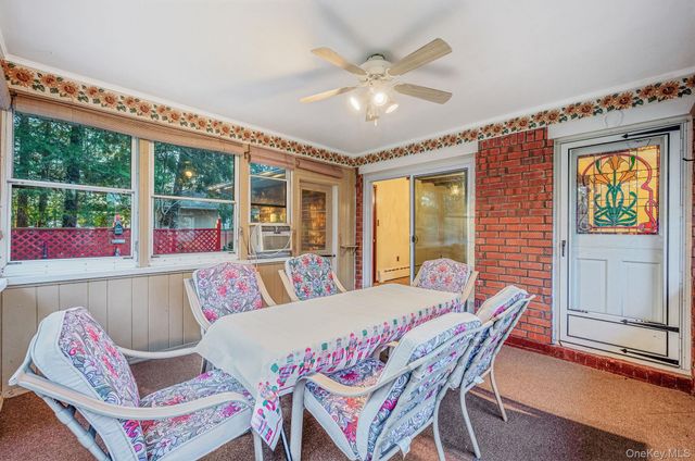 12 Babylon Street, Islip Terrace, NY 11752