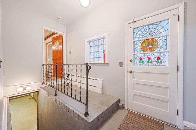 12 Babylon Street, Islip Terrace, NY 11752