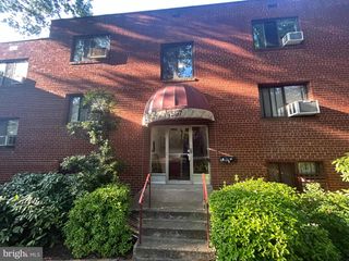 1587 N COLONIAL TER #103-X, Arlington, VA 22209