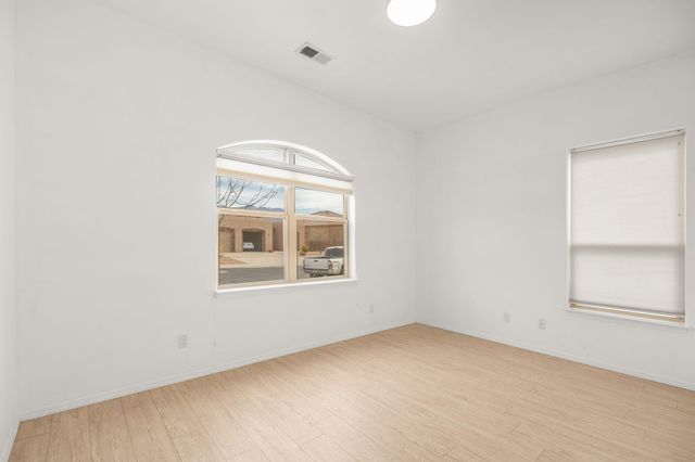 935 Palo Alto Court, Bernalillo, NM 87004