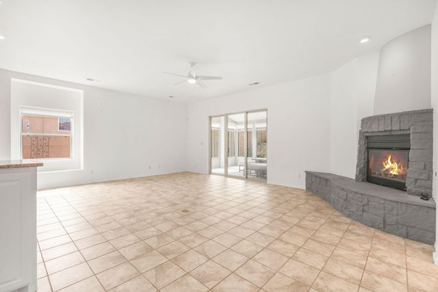 935 Palo Alto Court, Bernalillo, NM 87004