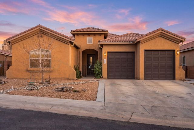 935 Palo Alto Court, Bernalillo, NM 87004