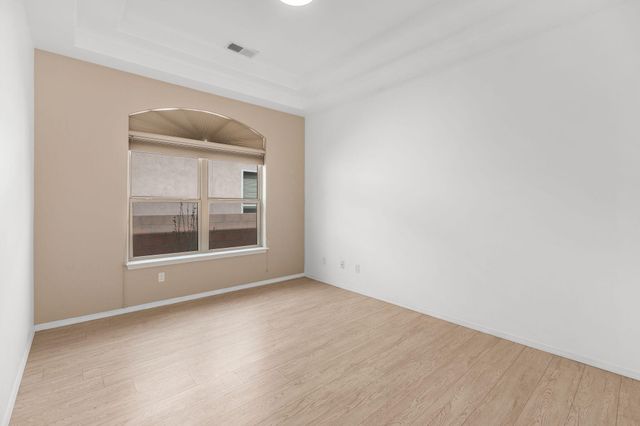 935 Palo Alto Court, Bernalillo, NM 87004