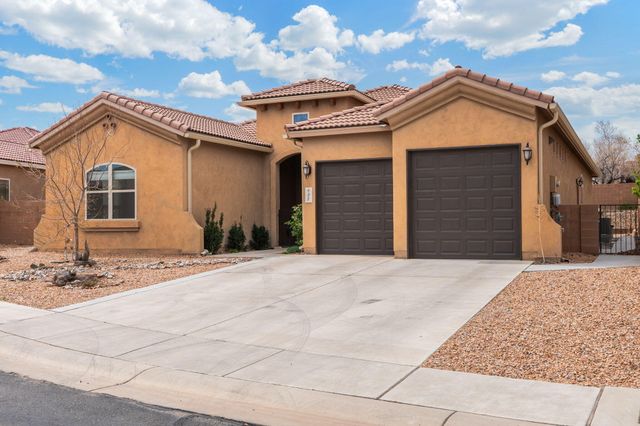 935 Palo Alto Court, Bernalillo, NM 87004